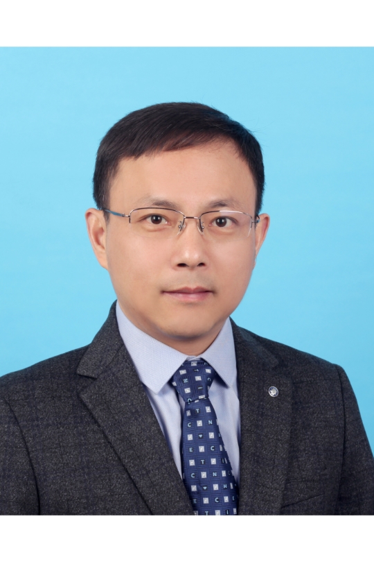 王健
